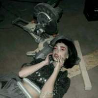 你是深山的游客边走边