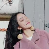 要经常笑:) 我们像一首最美丽的歌