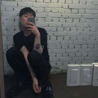 杂 他说过万人空巷我也陪