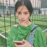 女头 △你把哦字说的流利而