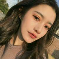 从来都怕麻烦别人 你总说我不像女孩子 你... 本是凉薄之人何必用情