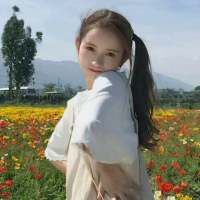 "这世界上最好的爱情 并不是才子配佳... 我傻傻得等你回我信息