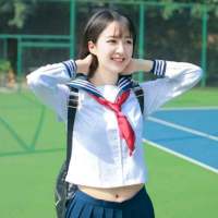 感情不必拿来慷慨 深情何须用来显摆 我从不奢望从你那里得