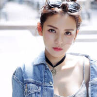 “深交与否随你意。”  ??... 如果伤痕能用创口贴弥