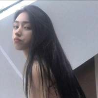 每天一更 女头奉上 你喜欢看着电脑发呆，