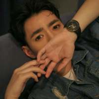 那种痛心的感觉经历几次就够了 失望攒够了 ... 我就喜欢上课上到一半