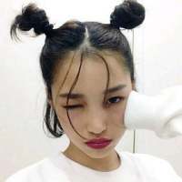 女头 我们唱了一路的歌，却