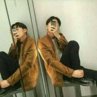 “失去多了就成熟了吗 只是麻木了吧” 想念会渗透到夜里，各
