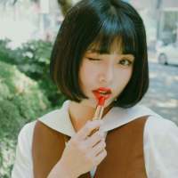 一个男人最好的聘礼是一生迁就 我的心就在这里。能不