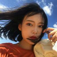 喜欢 以为自己过的很快乐才