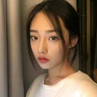 别问我喜欢什么类型的女生了你打开前置摄... 孤独其实不可怕，习惯