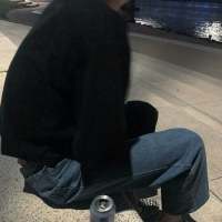 “我想和你吹吹风.” 獨立傲然，俯視腳下蒼