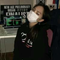 为什么难过 被人暖一下就发热 被