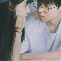说过很多潇洒的话  也做过很多打脸的事 你临行前关的灯至今都