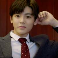 心之所往不过是痴心妄想侯明昊 偶尔期待，从不指望。