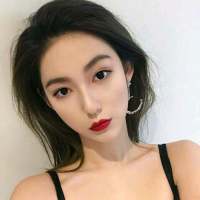 我们之间也许隔了一座山但可以绕路 驾驭自己的心 遨游人