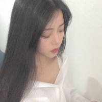 留在我身边 我居然还奢望你能顾及
