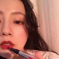 世上千万人 人人似你 无人是你 别松手 我怕被他拥入