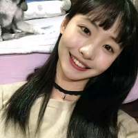 ：庆幸你来自远方 未听及我的过往 羡慕你们互相喜欢的爱