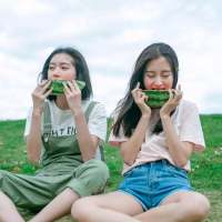 闺蜜第一波 再不开心，也要试着笑