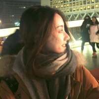 “会记得我吗 会记很久吗” 无人疼惜只能自己与自