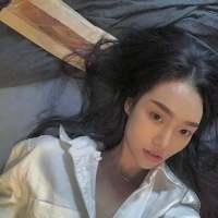 “我想待在你的身边不离不弃。” 雪水似温暖的心，渗入