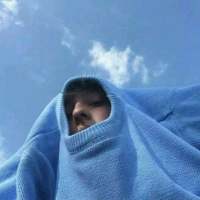 无人喜 多想拥抱你，可是却没