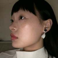个性强烈的女子不易有爱人 别索取目前与你无关的