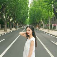 拿图给花。 每个人，都在为不同的
