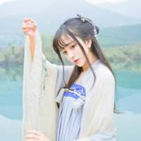 难追. “时间不会让你忘了他