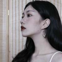 所有世俗里的爱情不是早睡就是多喝水还有... 昨天看那个电影。最后