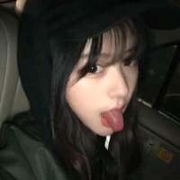 成长这一路就是懂得闭嘴努力知道低调谦逊... 老娘变天鹅时候你还是