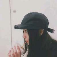 你那么爱笑 还是抵不