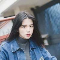 “ 女孩子还是该开阔自己的视野 去减肥 去... 感情这玩意真折磨人。