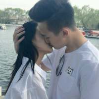 情头。一身傲气。 忘却难免留个疤 努力