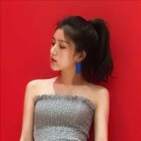 活那么大没坚持做到几件事晚睡和听歌是我... 朋友，等我穷的只剩下