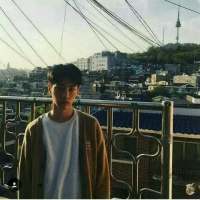 “失去多了就成熟了吗 只是麻木了吧” 想念会渗透到夜里，各