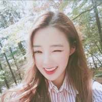恩 任何东西够深都是一把刀。 你知道吗你在和别的女