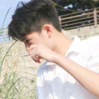 男头 嘿!那女人，别动，他