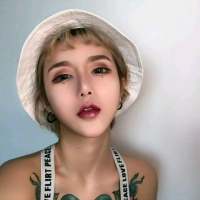和我穿情侣装好嘛 一