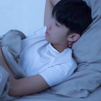 安稳. 眼泪落下时，回头看看