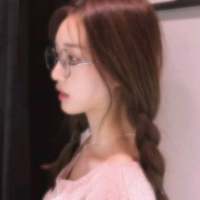 人人围住我 无人明白我 因为想你 所以我选择