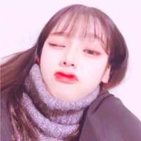 甜甜的少女心头像. 我们只是在一个安稳的