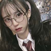 平生相见即眉开 人生路上的一次相遇，