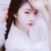 你从远方走来，恰逢我