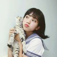 Babe-Aimee 一派纯真，撞上南墙，