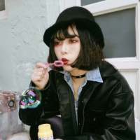 山远始为容 心里可以孤独，但骨子