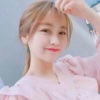 我自己一个人的时候 是很独立很酷的连走路... 我长得不漂亮，但是未