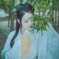 古风系女，桃花运 你是一个人孤独，还是