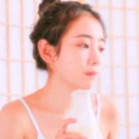 日子还是清散日子 我还是我呀~ 对不起，闯进你心。